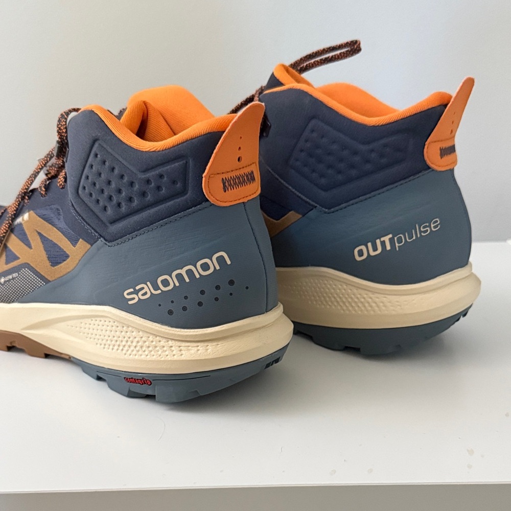 Salomon Men's hiking boots - Navy and Orange
